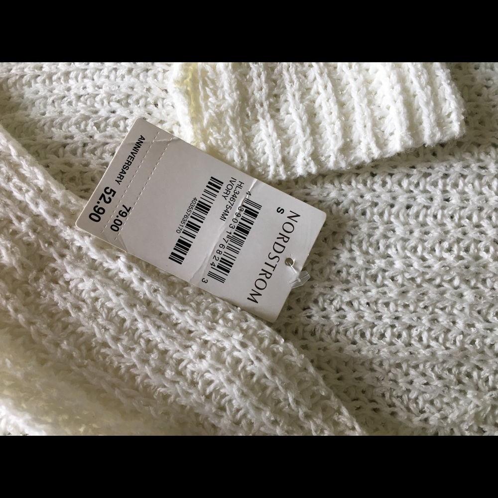 Chunky white seawater! Great for Christmas